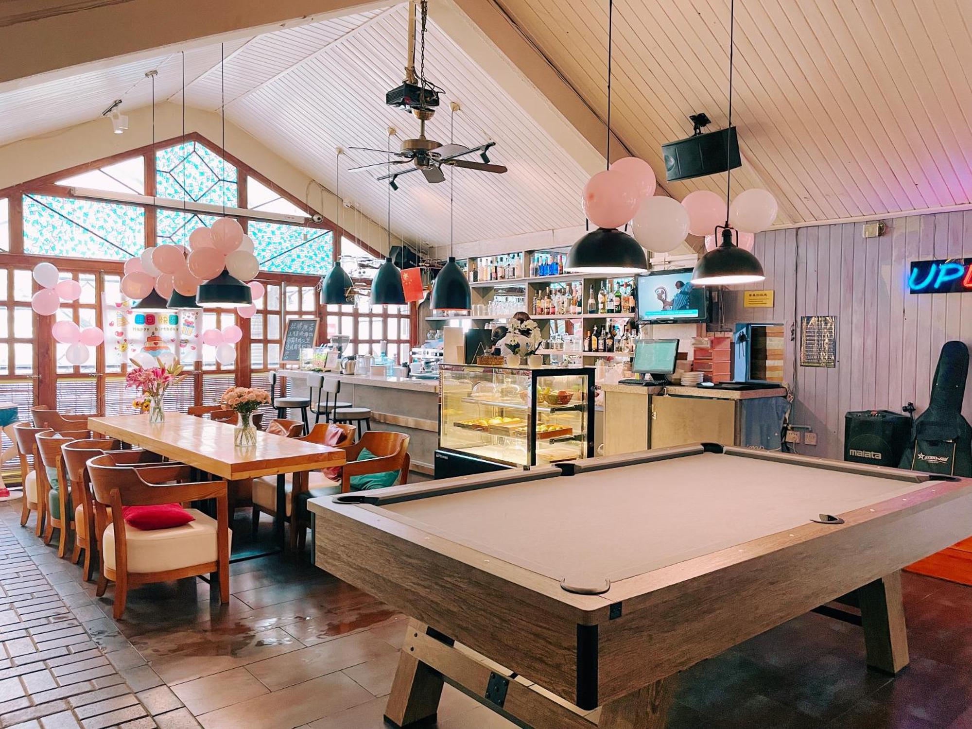 Kunming Upland International Youth Hostel Near The City Center ,2 Mins Walk To The Subway, 2 Mins Walk To The Green Lake, Close To Yuan Tong Temple, Old Street, Yunnan University, Convenient Payment And Visa Cards Are Accepted Exterior photo